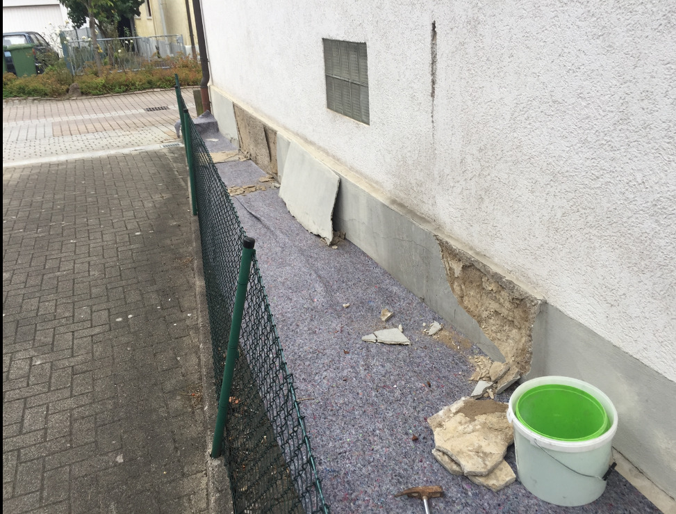 Aussenmauer - Vorher